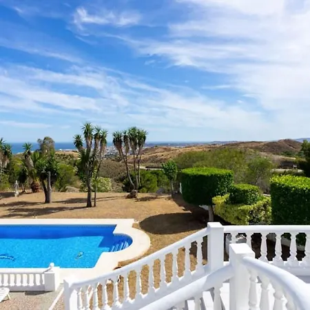 别墅 Villa Crusas In Mijas 米哈斯